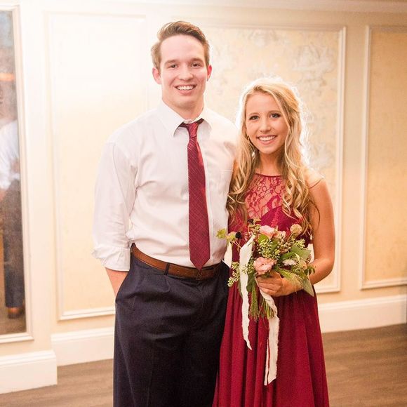 Meet your Posher, Hannah - Picture 1 of 1